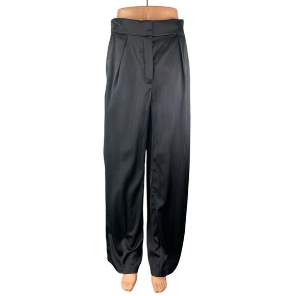 NEW Abercrombie & Fitch Women's Black Satin Pleated Wide Leg Trousers Pants 30 - Picture 1 of 5